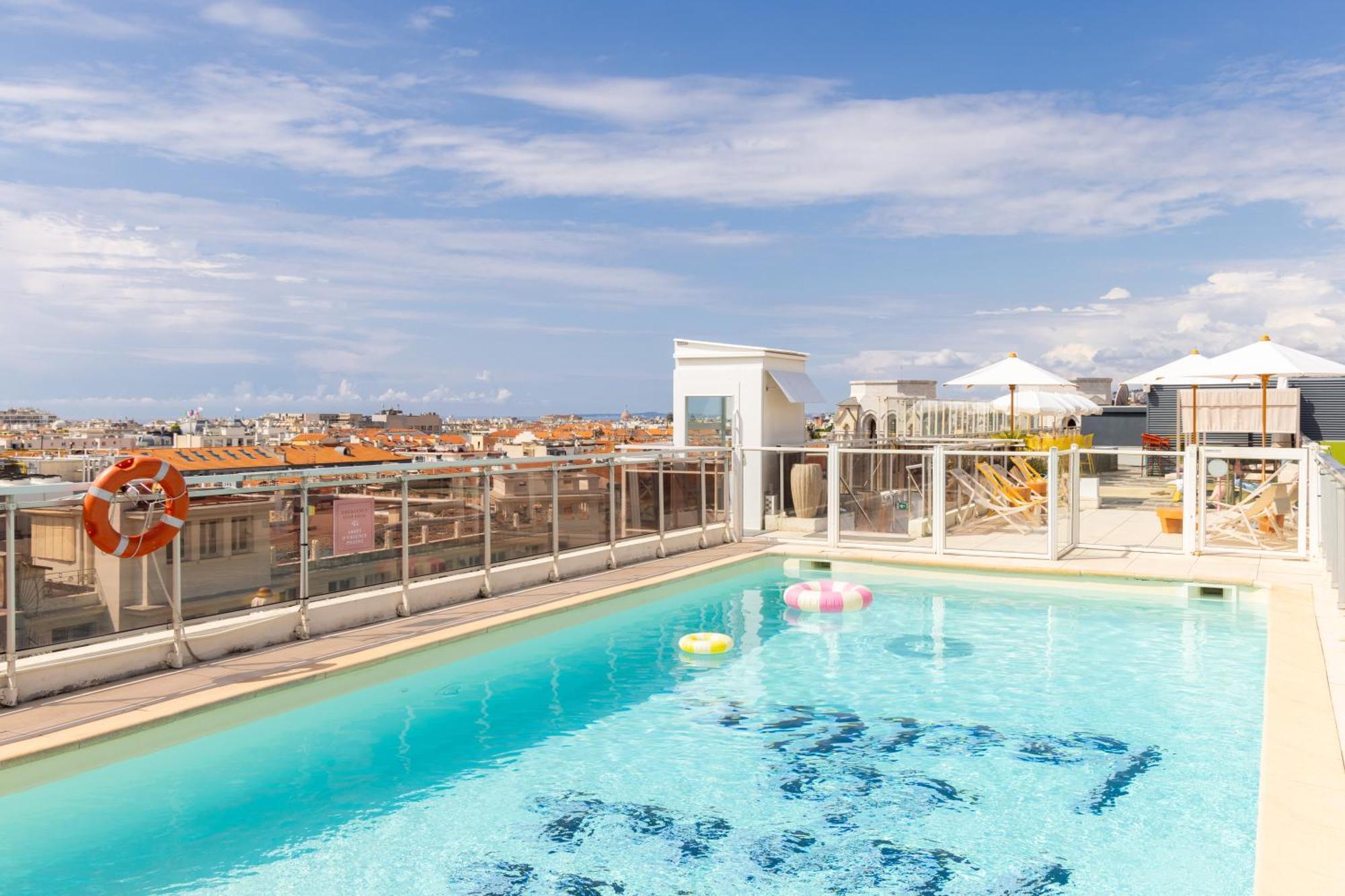 Mercure Nice Centre Notre Dame Bagian luar foto
