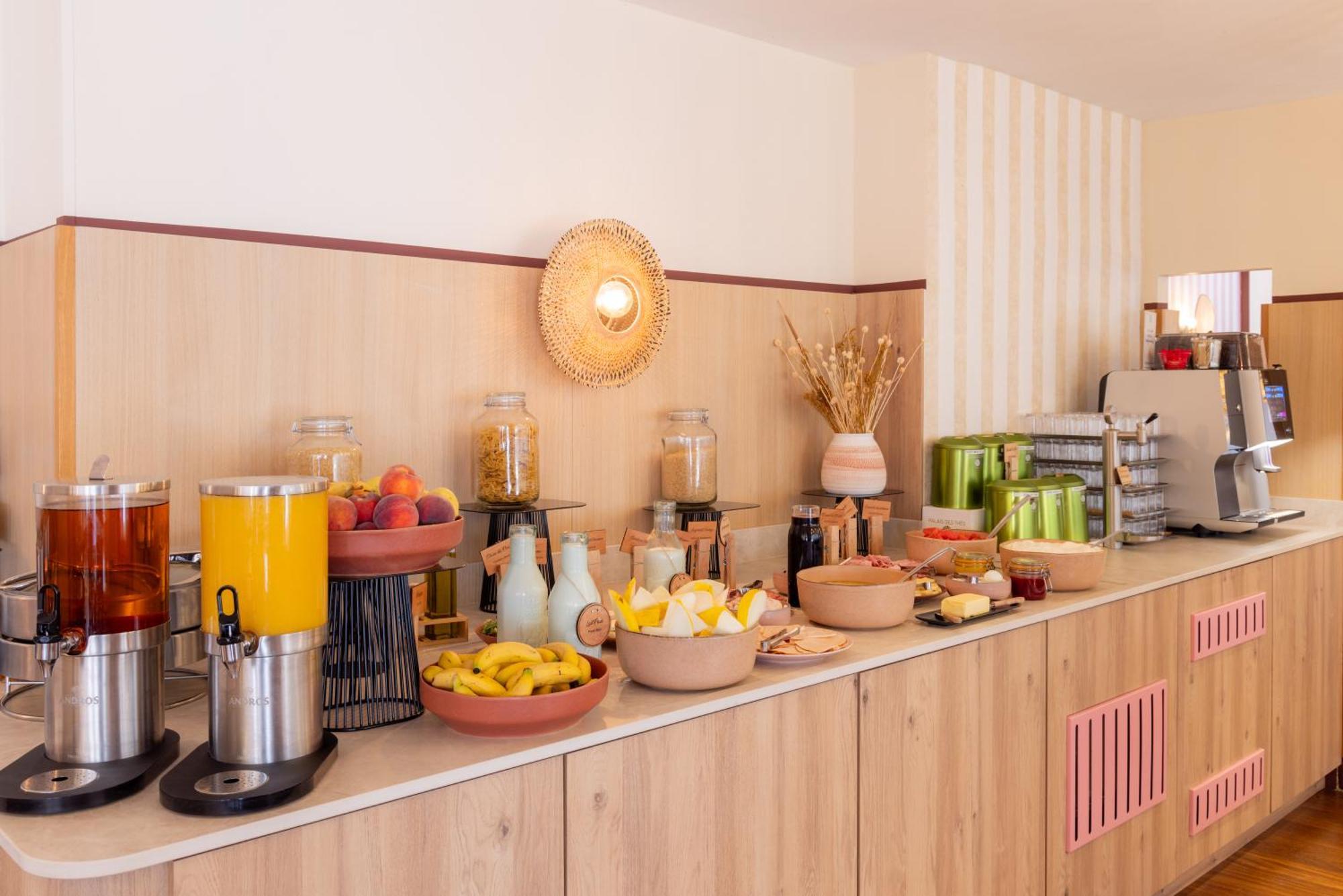 Mercure Nice Centre Notre Dame Bagian luar foto