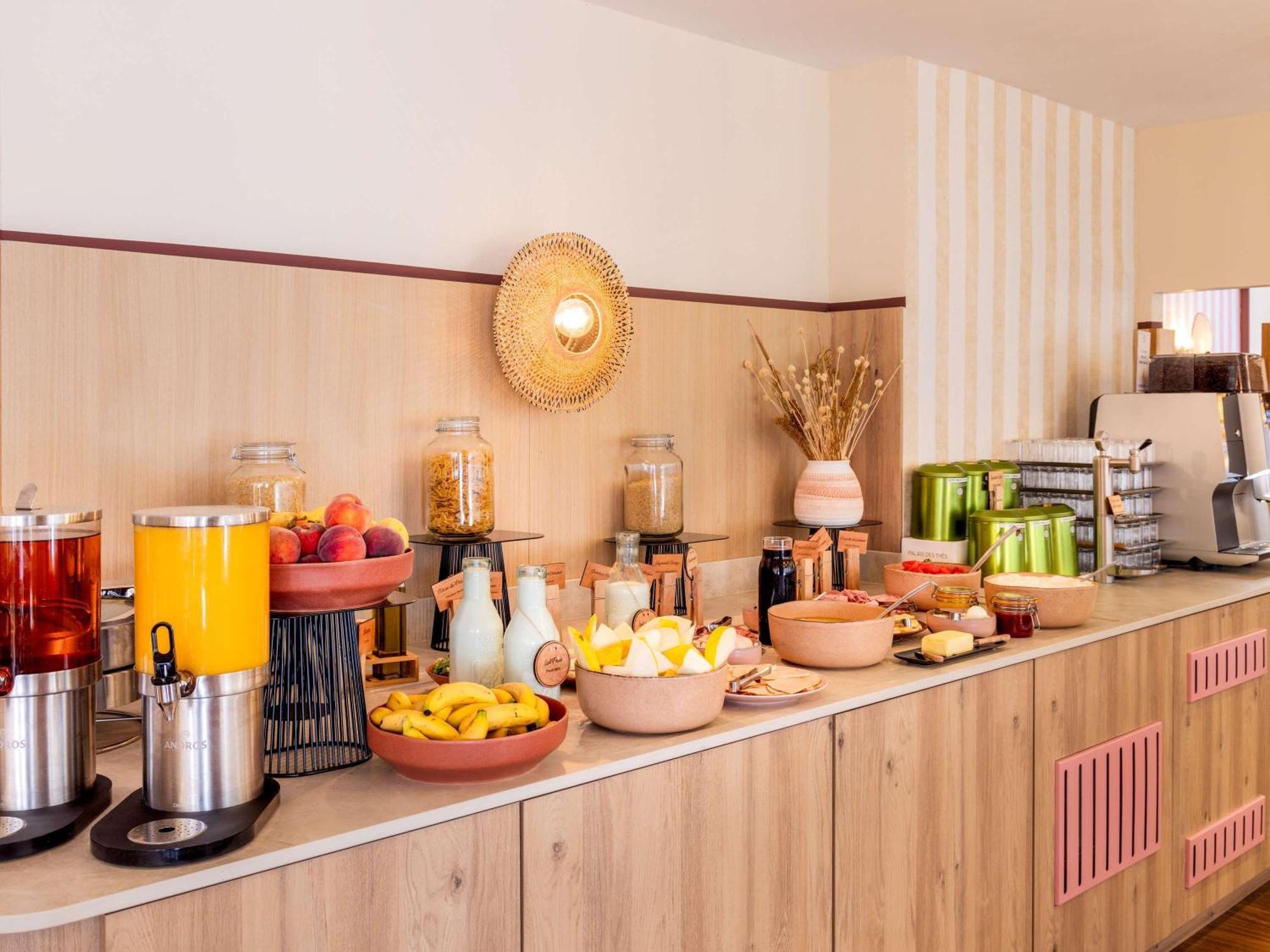 Mercure Nice Centre Notre Dame Bagian luar foto